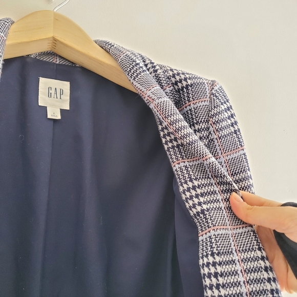 Gap soft fabric plaid jacket - Picture 7 of 9